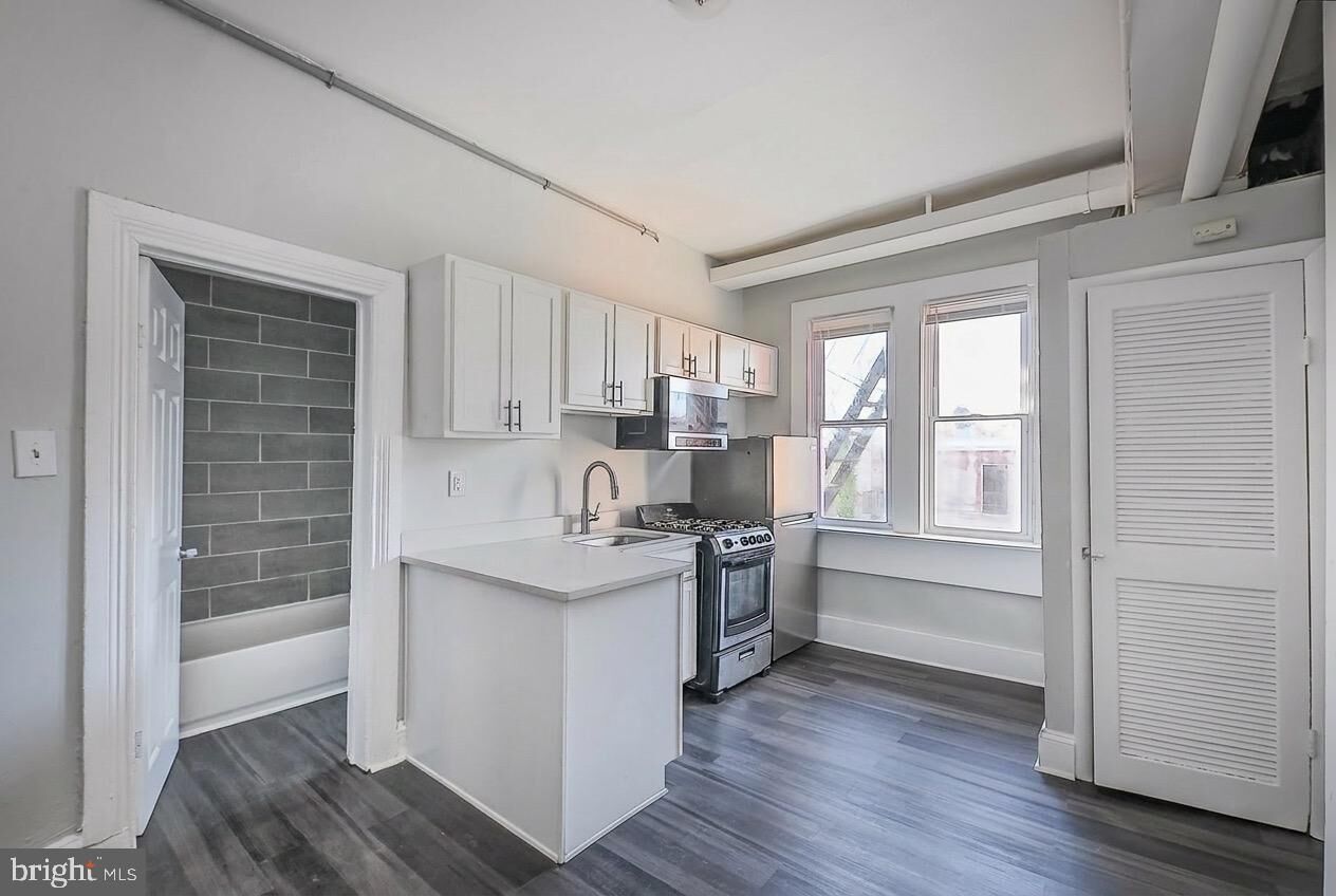 Property Photo: 1037 Edmondson Avenue 2 MD 21223