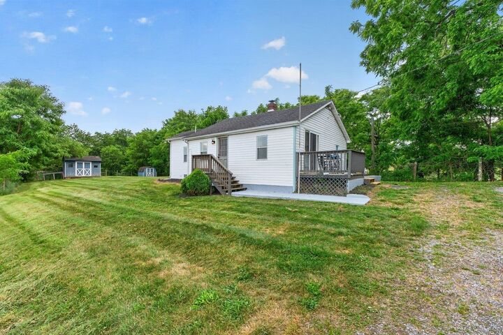 Property Photo: 406 Hewitt Rd VA 24479