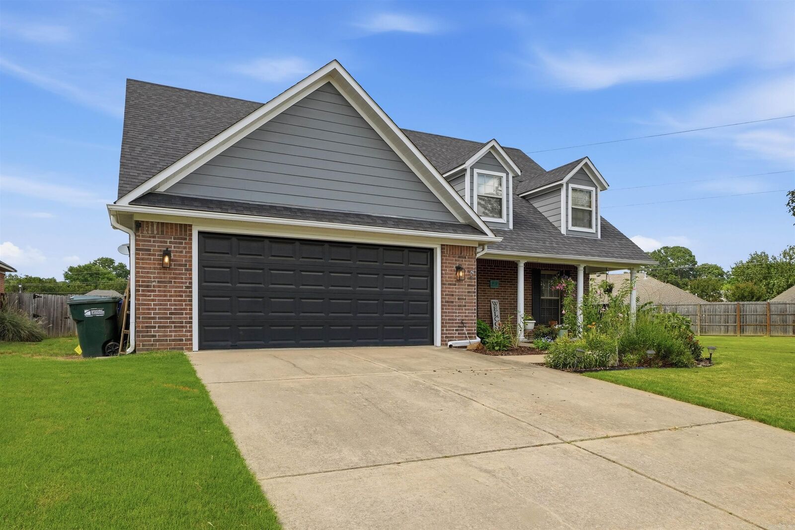 Property Photo: 4610 Fugitt St AR 72034