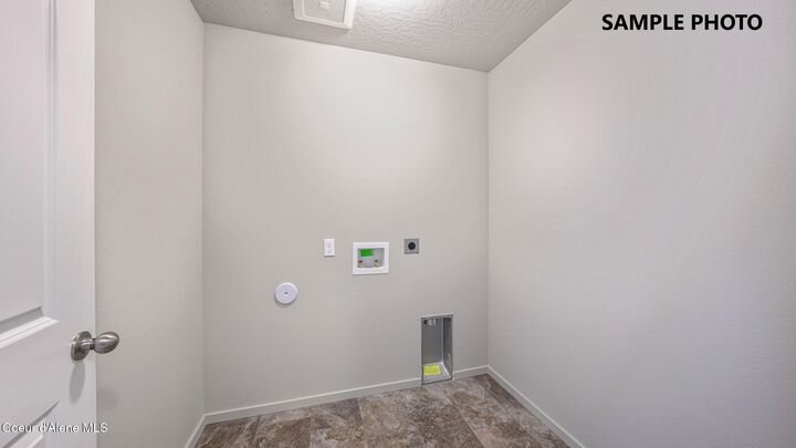 Property Photo:  168 S Treeline St  WA 99001 
