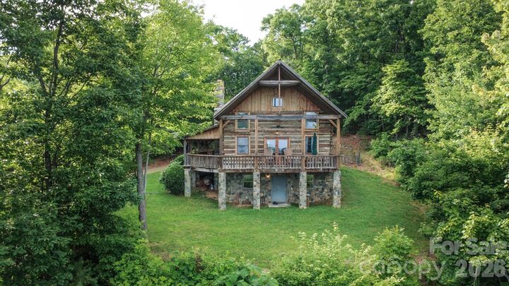 Property Photo: 1639 Mountain Vista Drive NC 28649