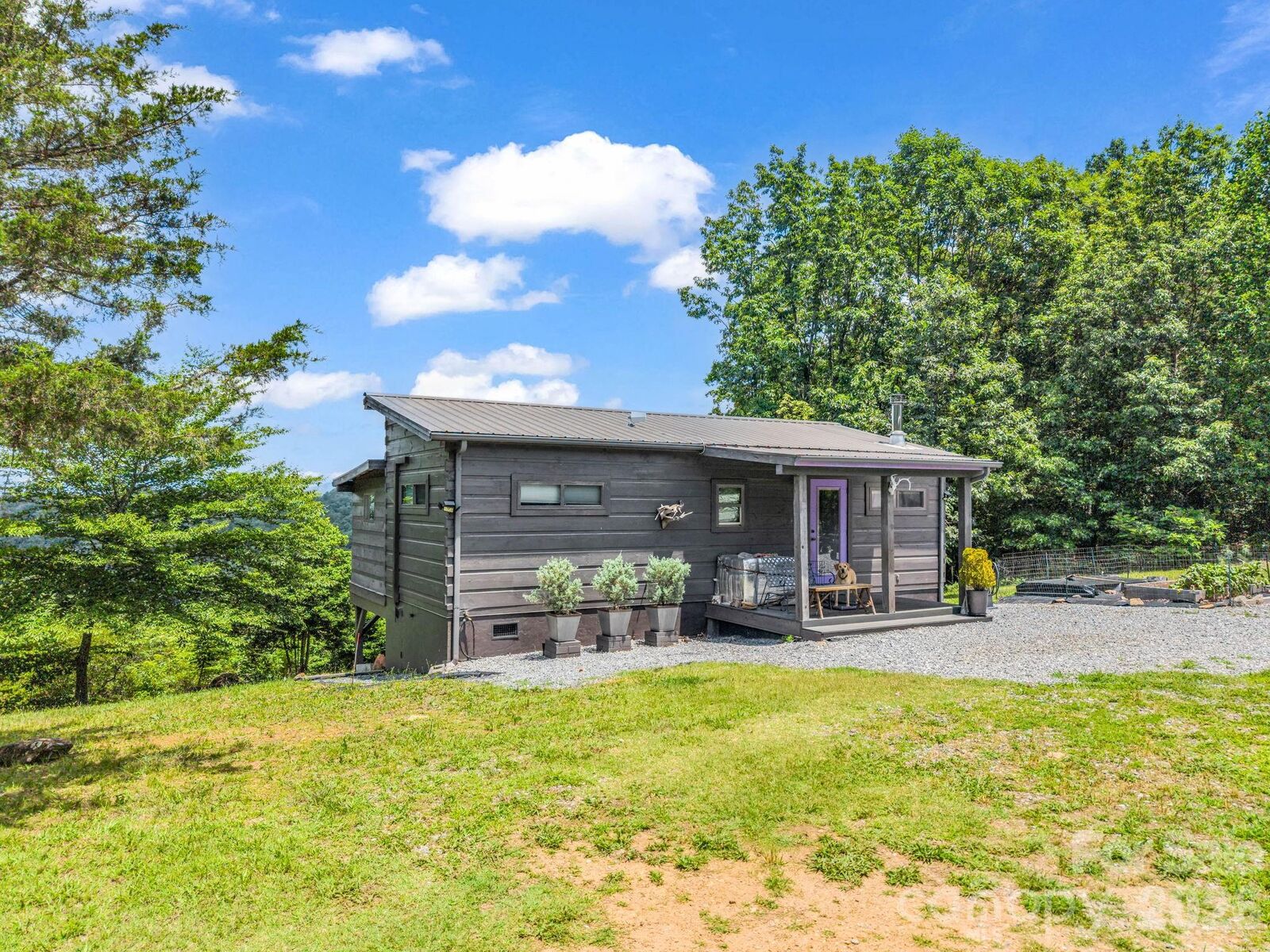 Property Photo: 1300 Towery Trace NC 28040