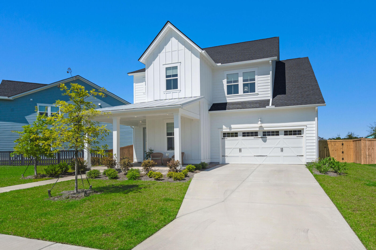 Property Photo:  135 E Morton Street  SC 29486 