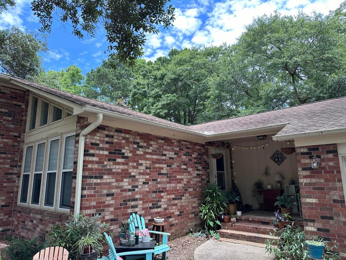 Property Photo: 1056 Yorktown Drive SC 29412