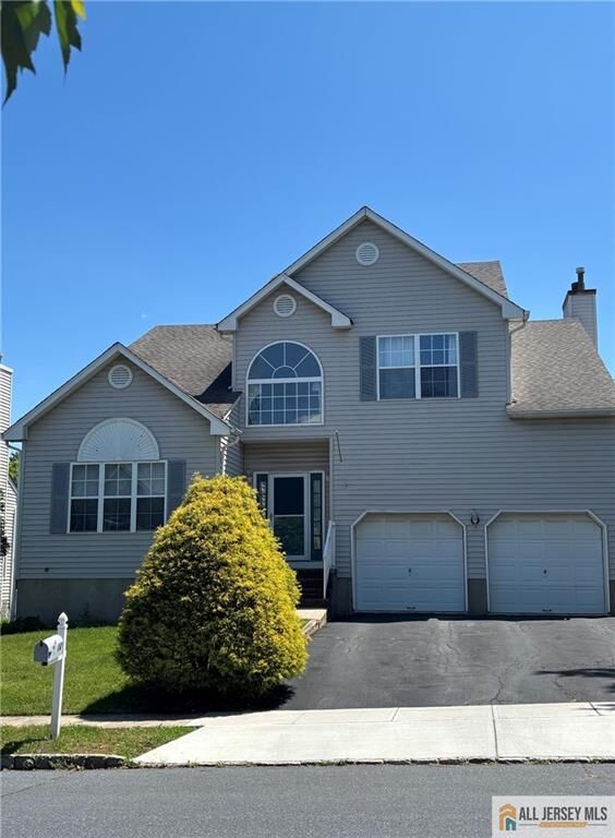 Property Photo:  12 Colmart Way  NJ 08807 