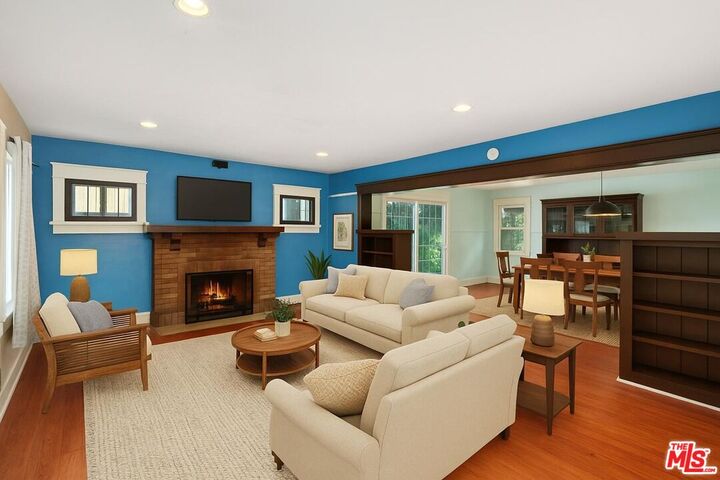 Property Photo: 4812 Arlington Ave CA 90043