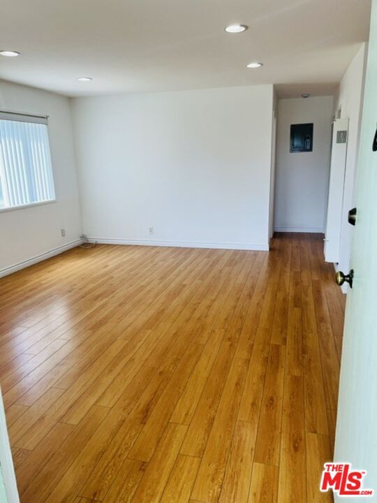 Property Photo:  2337 W Gramercy Ave  CA 92801 