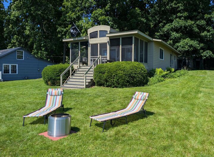 Property Photo: 13394 Orchard NE Island OH 43046
