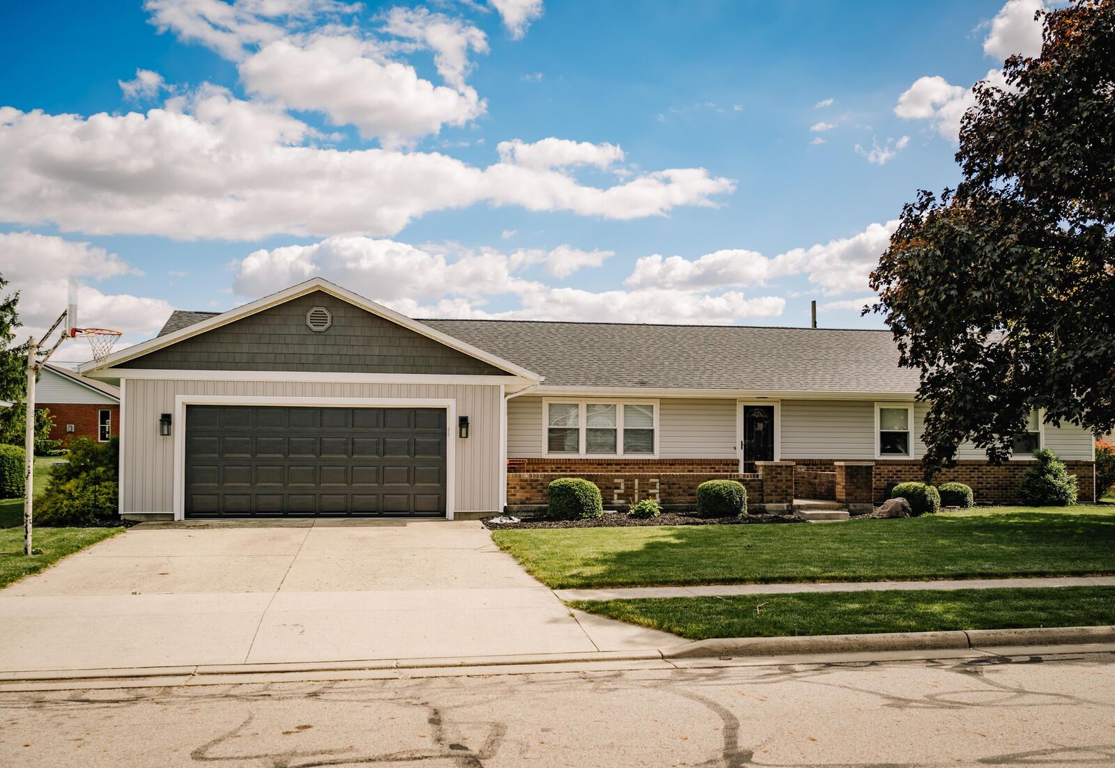 Property Photo:  213 West Street  OH 45334 