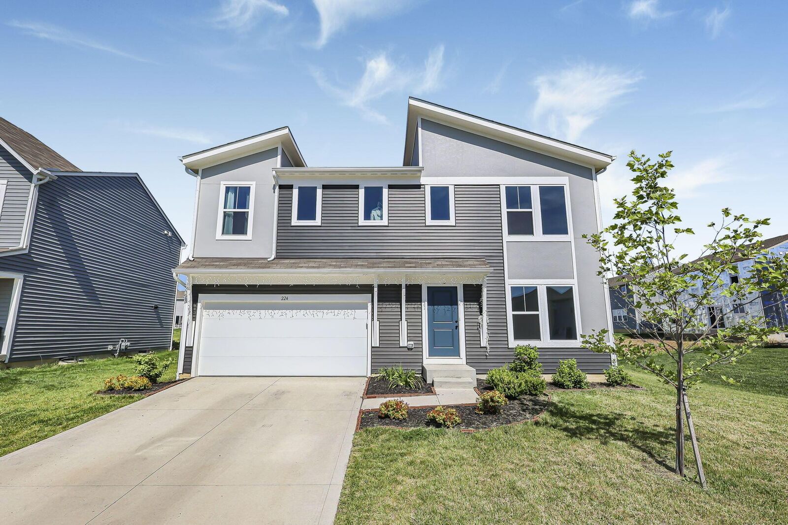 Property Photo:  224 Leatherleaf Way  OH 43062 