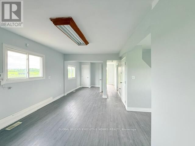 Property Photo: 325 King Street ON L3Y 4V9