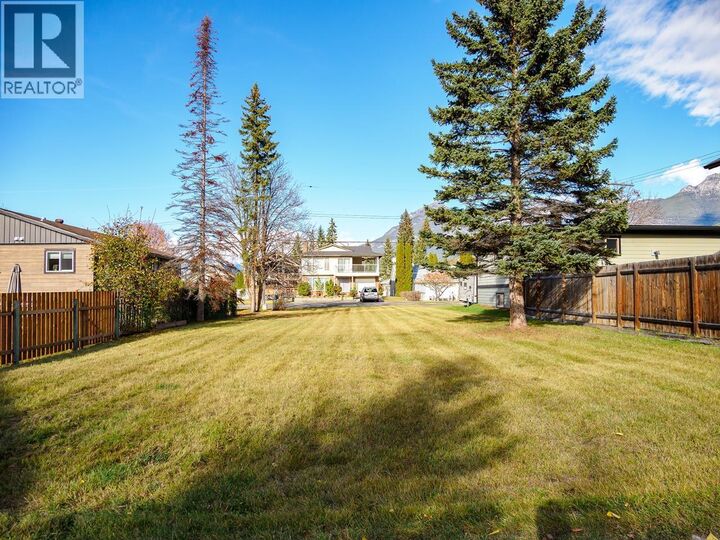 Property Photo:  618 8th  S Street  BC V0A 1H0 
