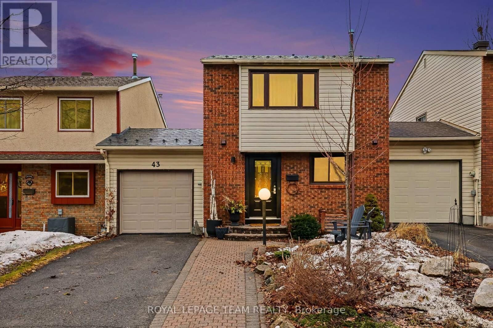 Property Photo:  43 Whelan Drive  ON K2J 2A3 