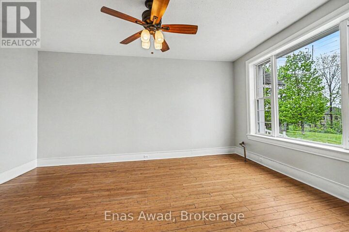 Property Photo:  35 Union Street North  ON K0A 1A0 