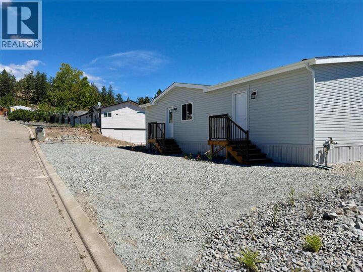 Property Photo: 1750 Lenz Road 102 BC V1Z 3N1
