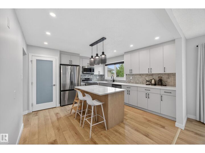Property Photo: 9915 154 St NW AB T5P 2G8