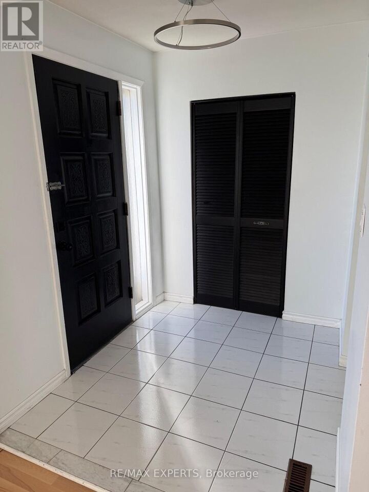 Property Photo:  95 Navenby Crescent  ON M9L 1B3 