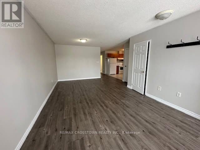 Property Photo:  22 Larkin Drive  ON L4M 7A9 