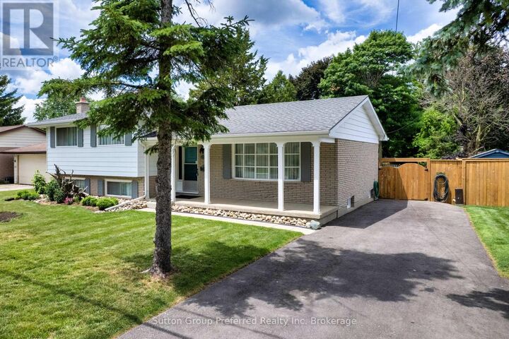 Property Photo: 527 Fair Street ON N4S 5T9
