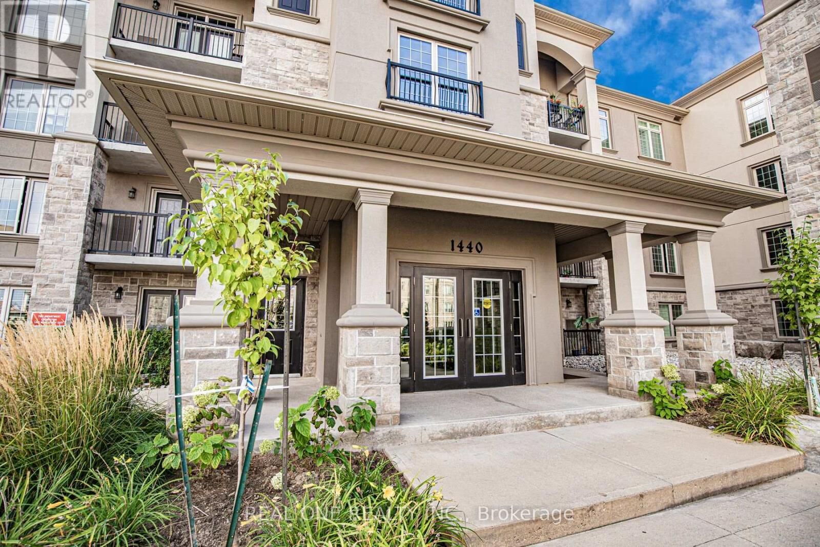 Property Photo: 1440 Main Street East 102 ON L9T 8W3