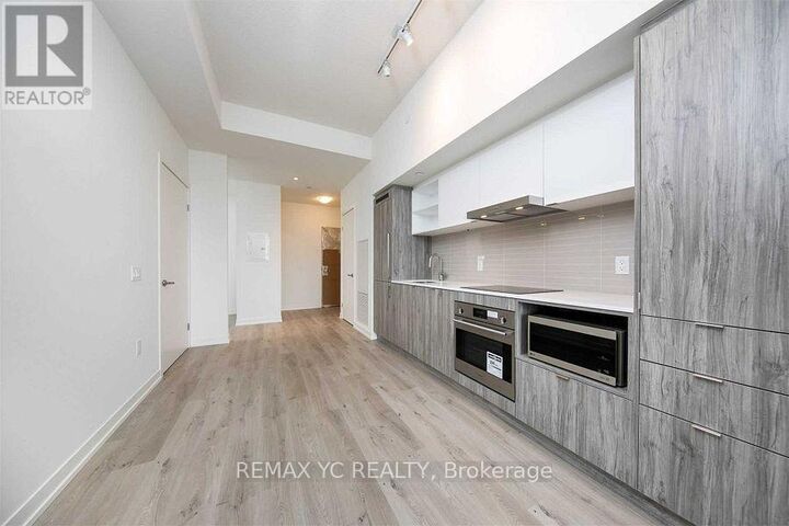 Property Photo:  138 Downes Street 3201  ON M5E 0E4 