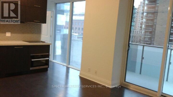 Property Photo:  1080 Bay Street 408  ON M5S 0A6 