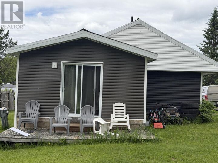 Property Photo:  64 29 Silver Spring Rd  ON P7G 0R7 