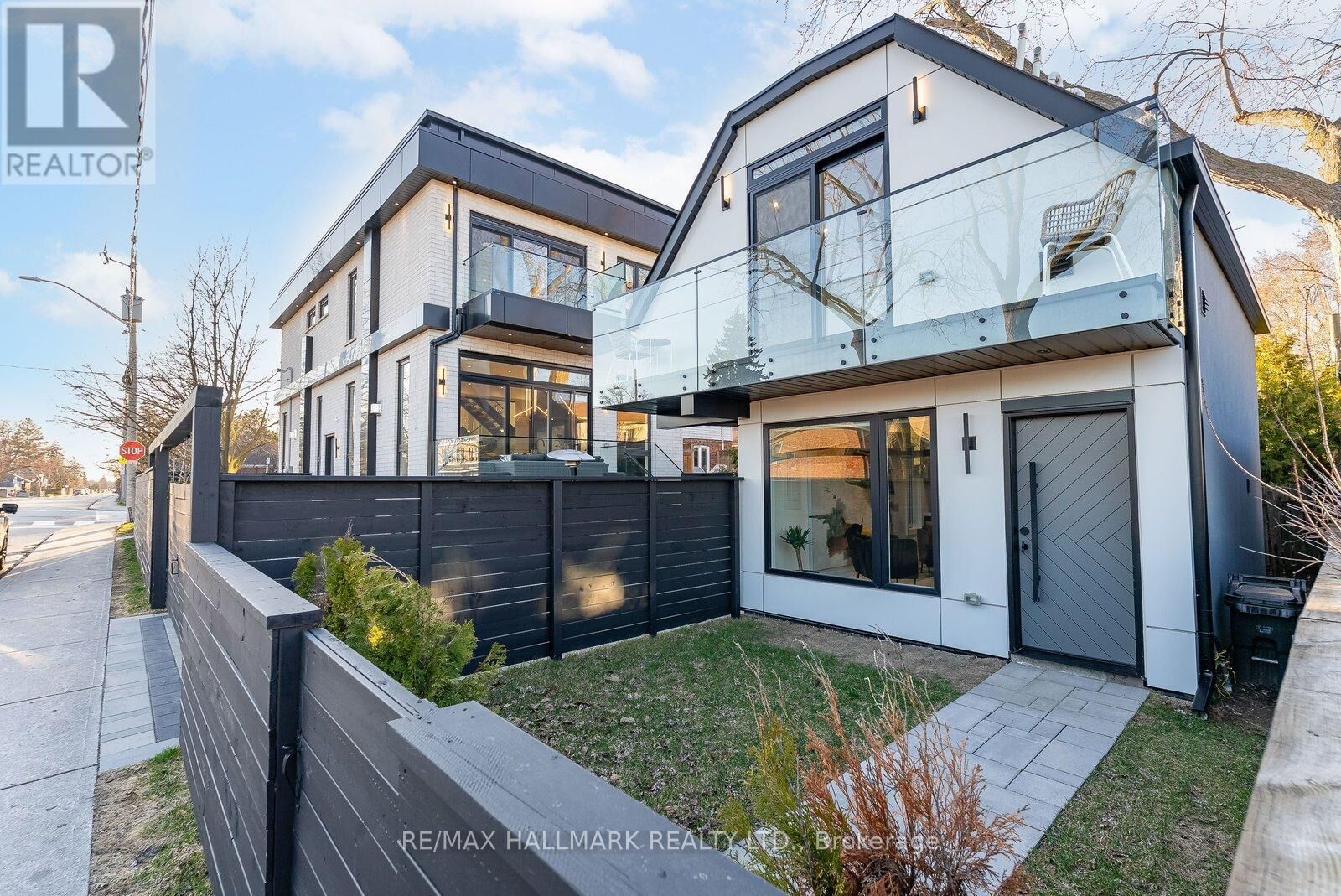 Property Photo:  171 Durant Avenue  ON M4J 4W5 