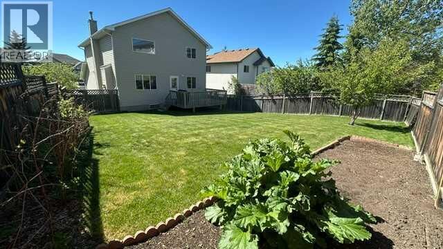 Property Photo: 194 Arbour Stone Rise Northwest AB T3G 4N4