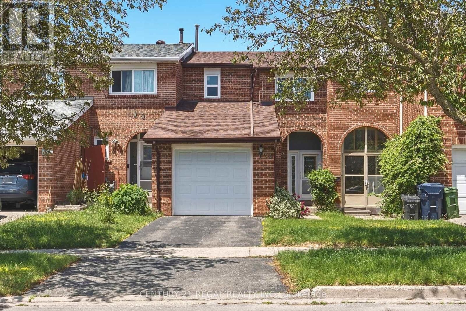 Property Photo:  28 Newdawn Crescent  ON M1V 1J9 