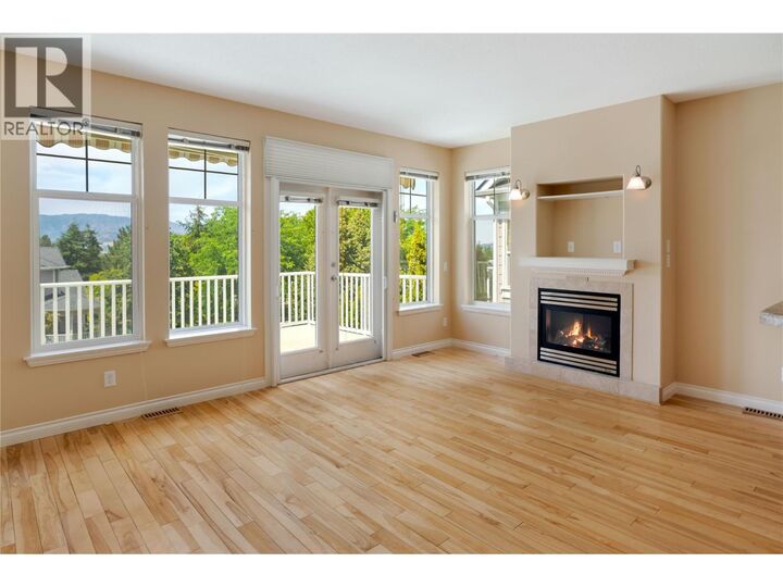 Property Photo: 371 McCarren Avenue BC V1W 4W3