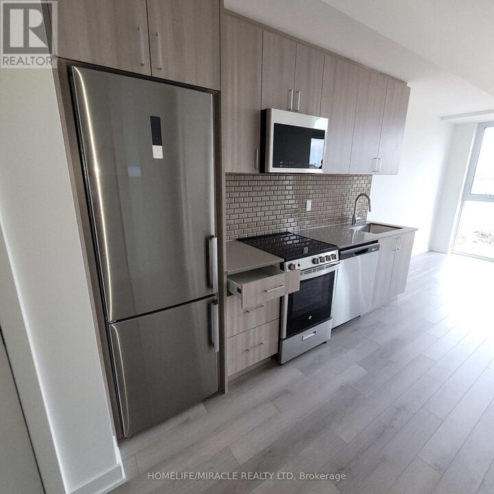 Property Photo:  1005 Dundas Street East 230  ON L6H 8C7 