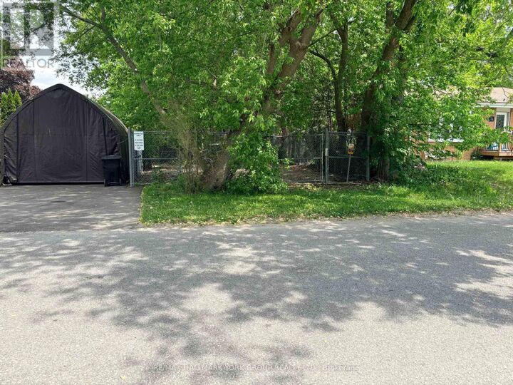 Property Photo:  78 Vernon Street  ON L0M 1B0 