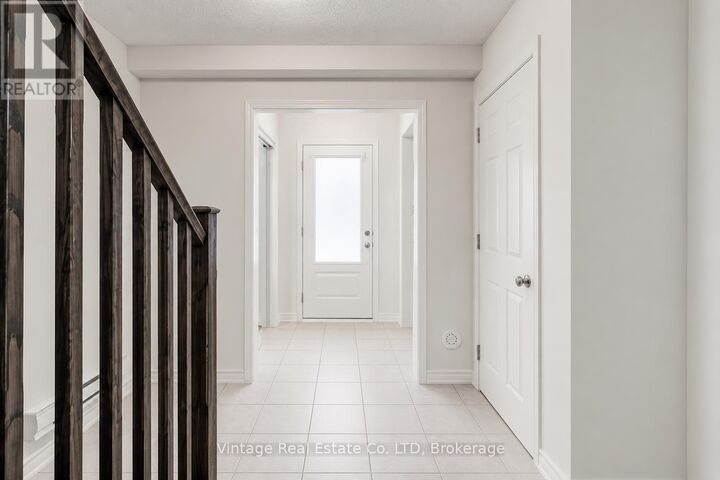 Property Photo:  126 Christopher Road  ON L6H 0Y1 