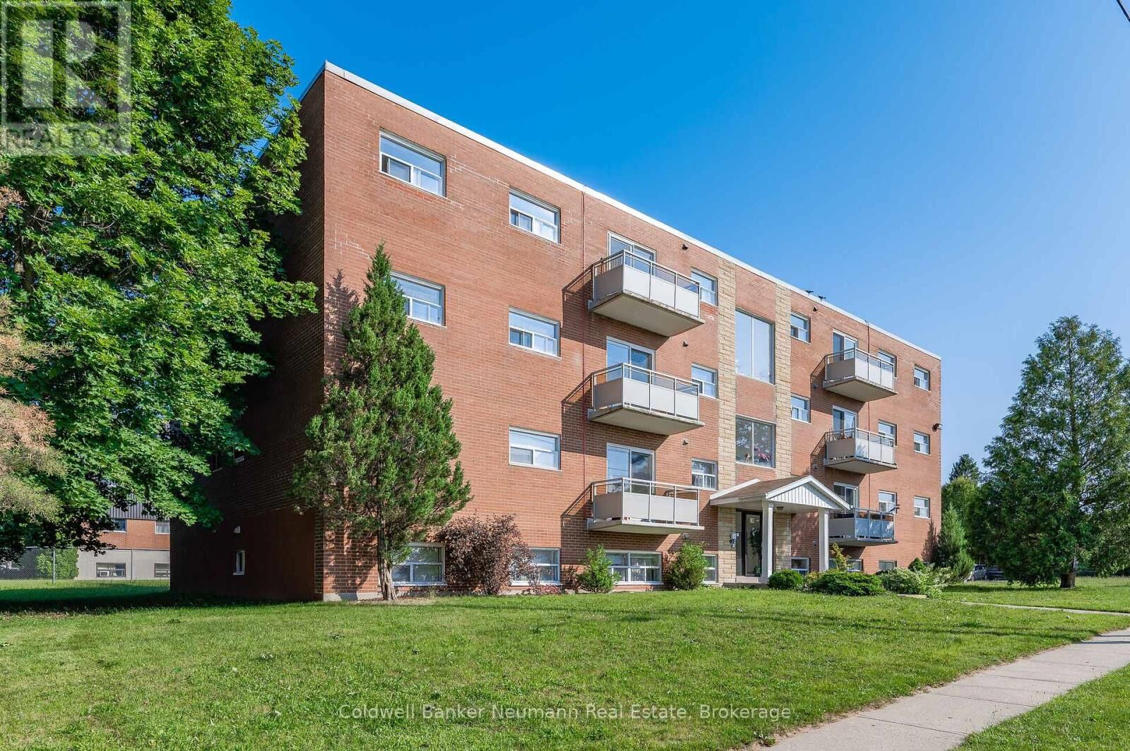 Photo de la propriété: 10 Glenbrook Drive ON N1E 1A9
