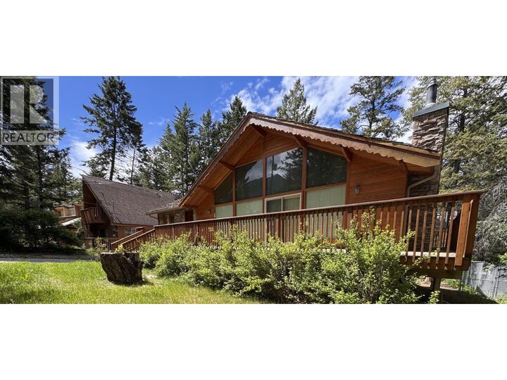 5007 Fairmont Close — photo 1