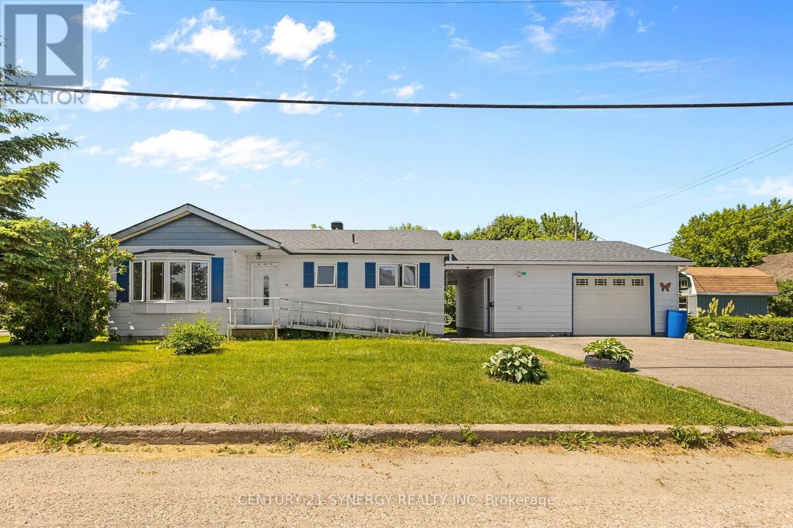 Property Photo:  76 Bridge Street  ON K7S 2E6 