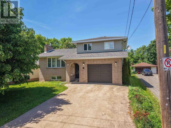 Property Photo: 61 Knox Ave ON P6B 3X8