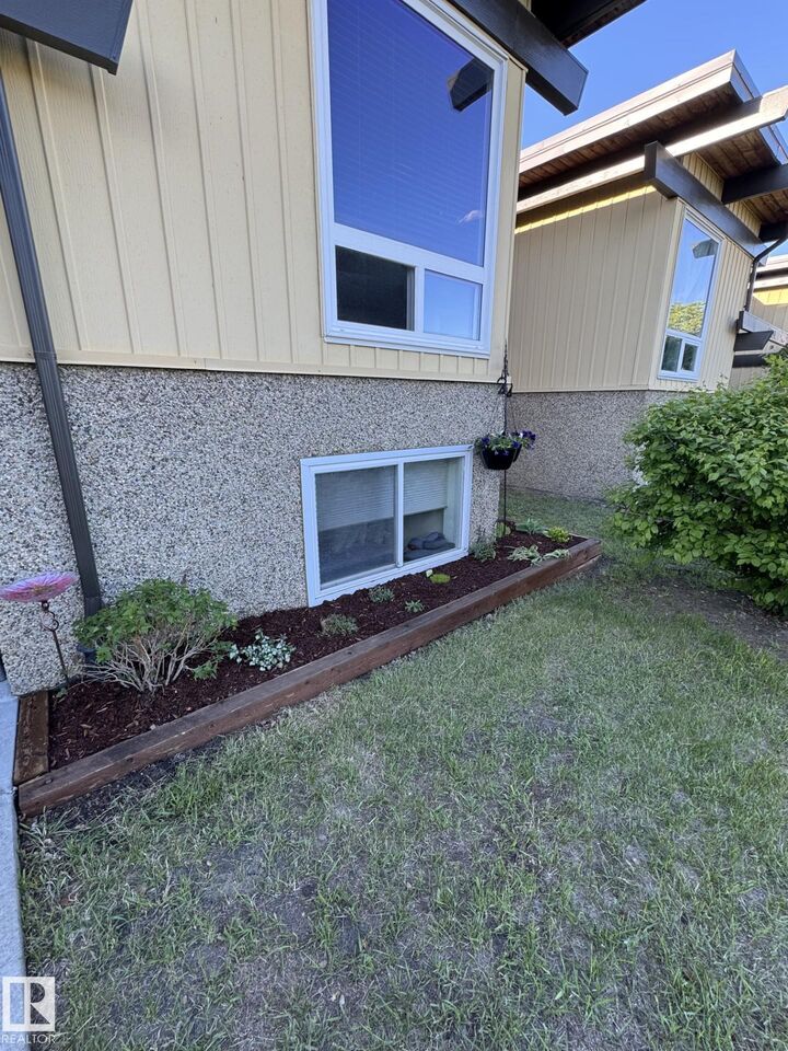 Property Photo: 14622 118 Street NW AB T5X 2J4
