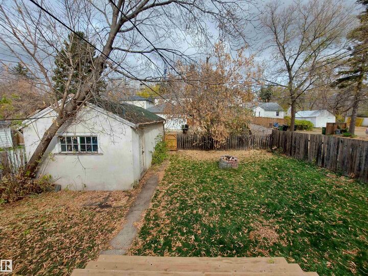 Property Photo: 11446 79 Avenue NW AB T6G 0P6
