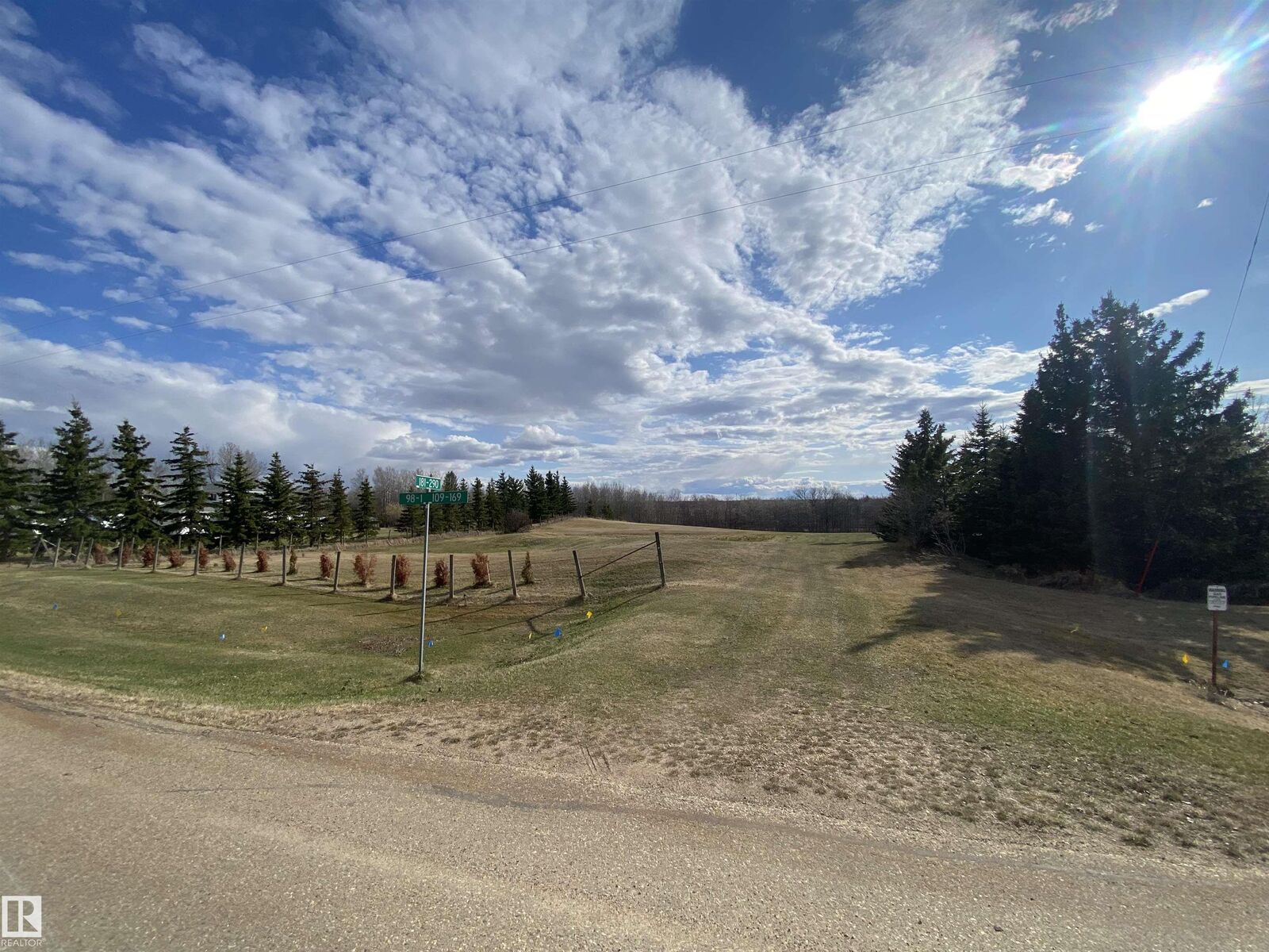 Property Photo:  52318 Rge Road 213  AB T8G 1C3 