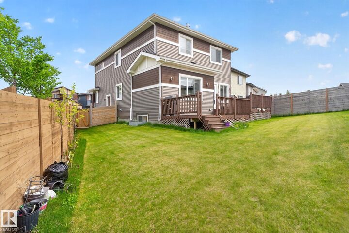 Property Photo:  704 39 Street SW  AB T6X 2E9 