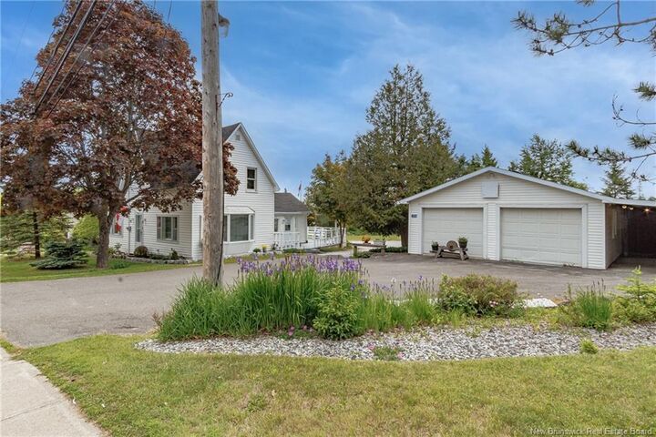 Property Photo:  416 Hampton Road  NB E2E 4V5 
