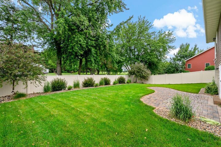 Property Photo:  124 Harbor Hill Drive  MN 56001 