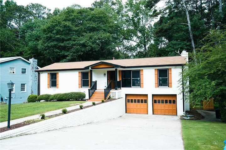 Property Photo:  1572 Darwen Lane  GA 30084 