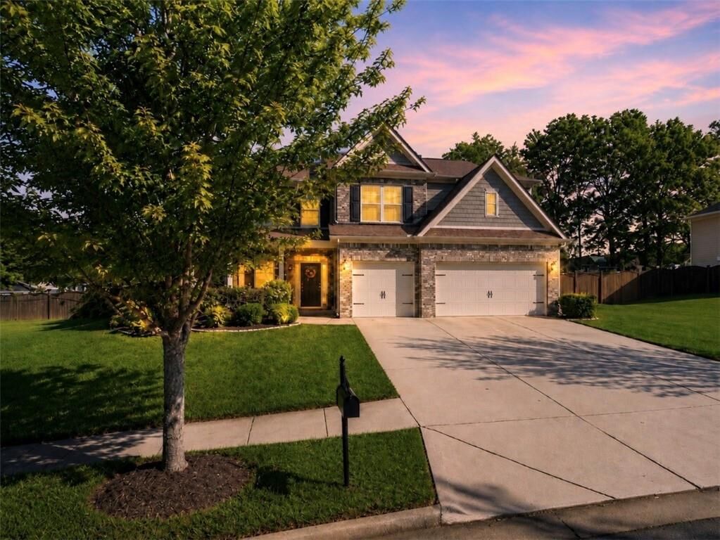 Property Photo:  2390 Cain Circle  GA 30019 