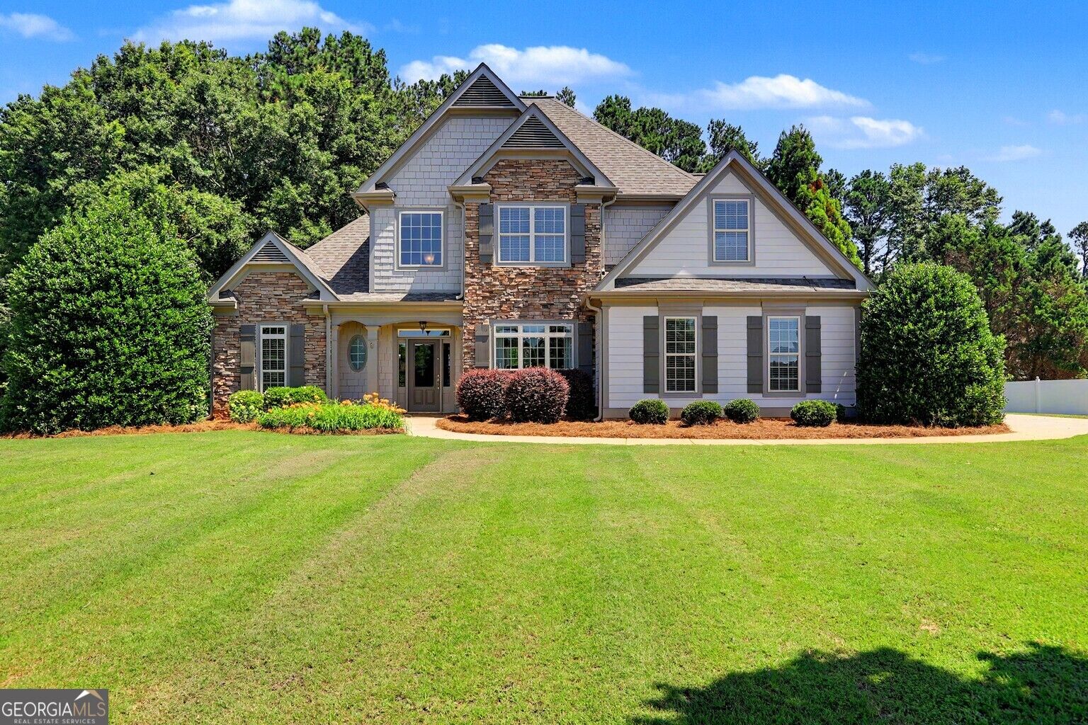 Property Photo:  4 White Oak Lane  GA 30277 