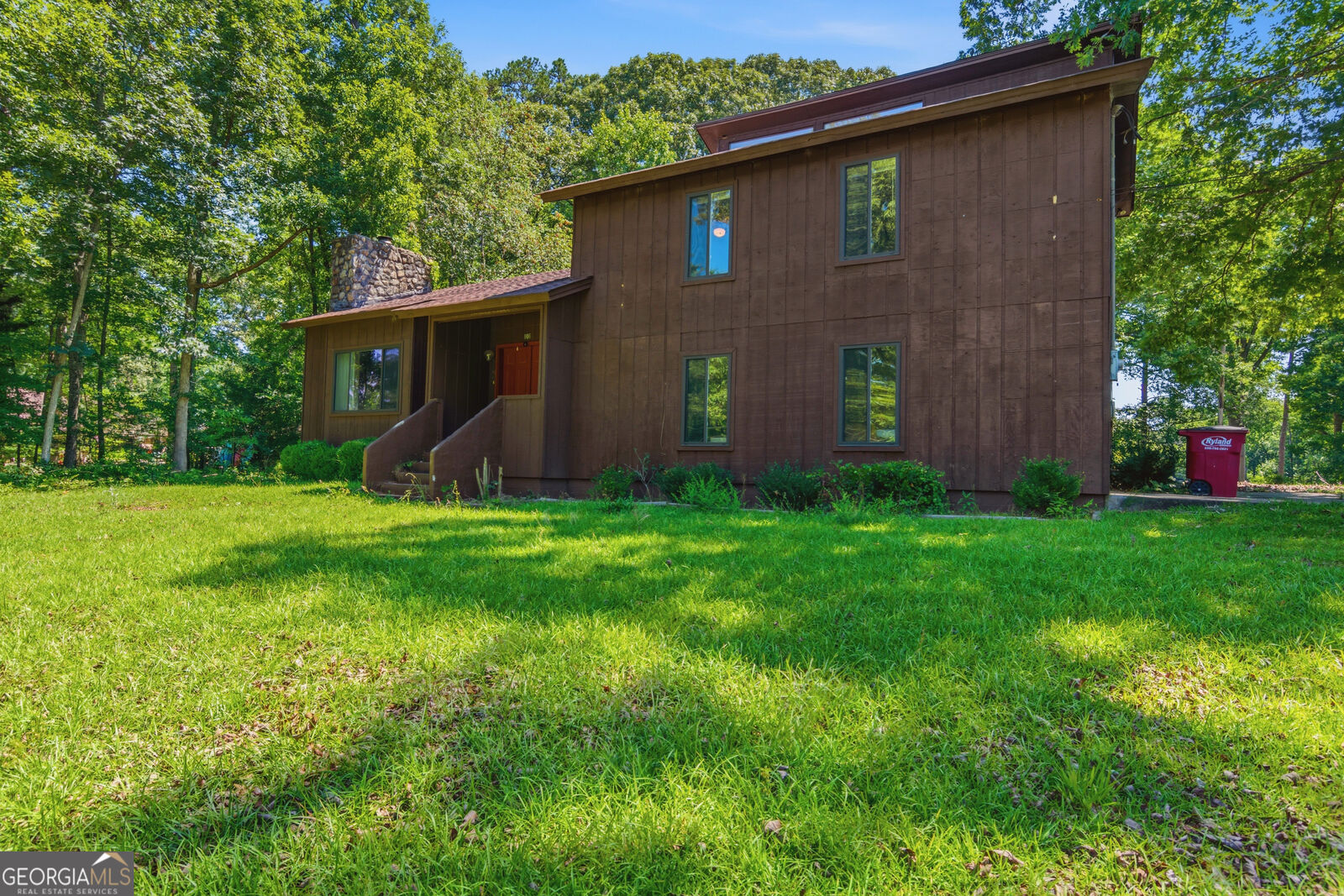 Property Photo:  906 Evergreen Drive  GA 31082 