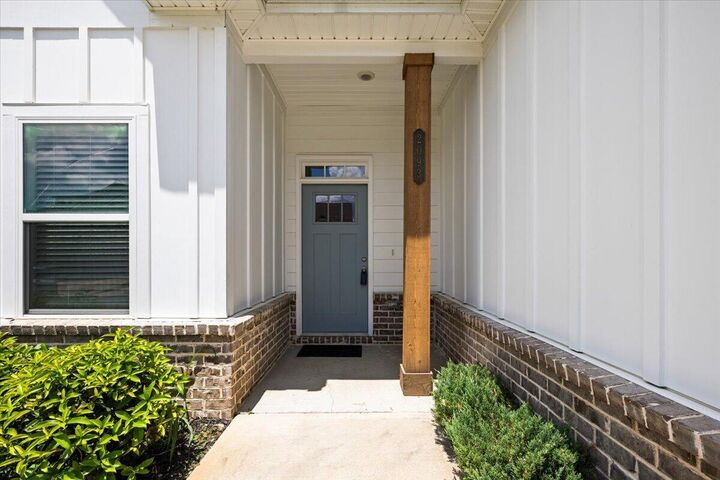 Property Photo: 2093 Firelight Way TN 37363