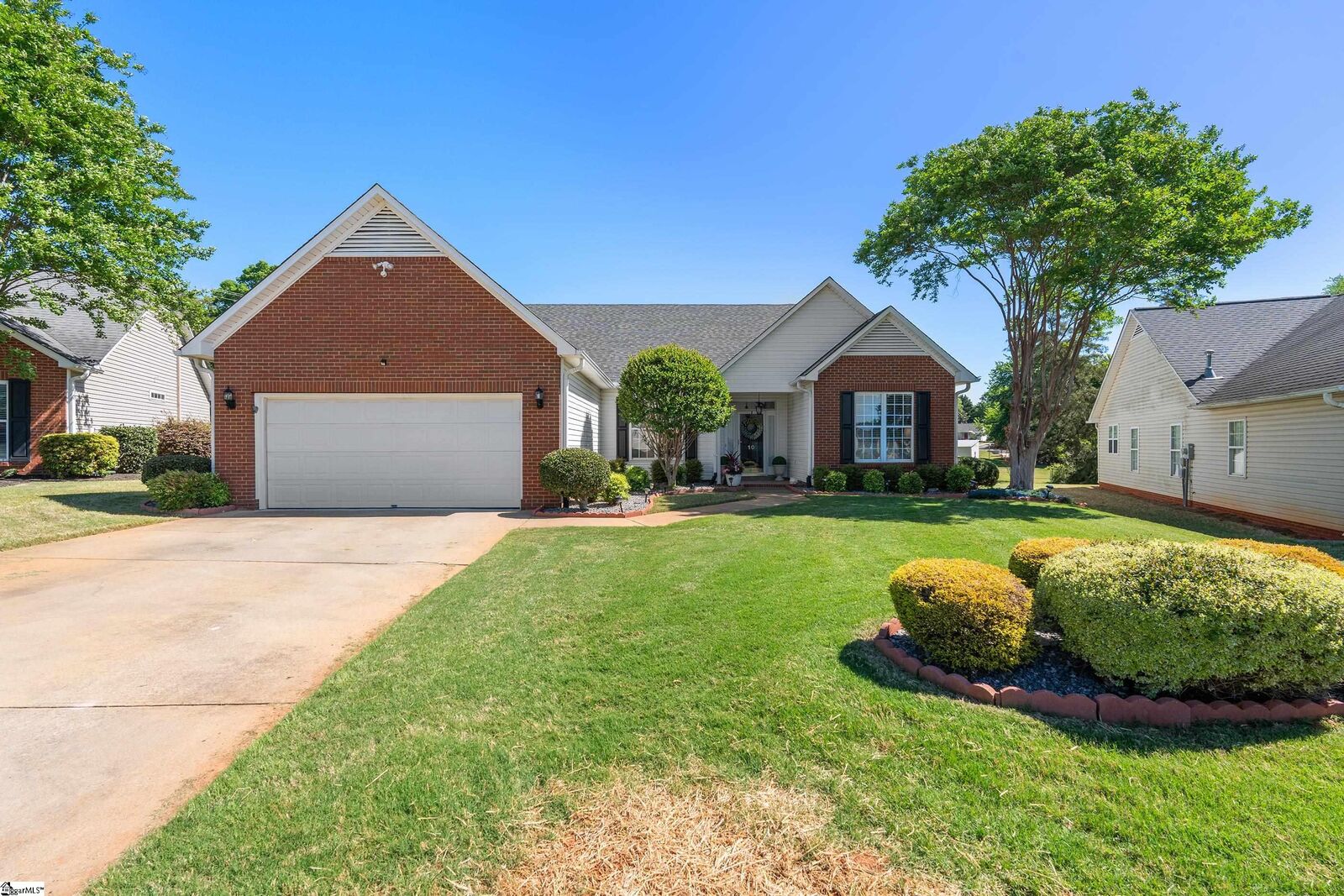 Property Photo: 10 Kentucky Derby Court SC 29615